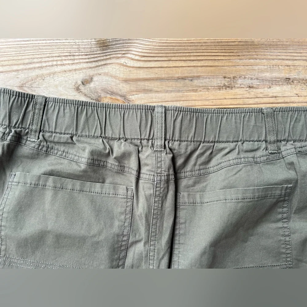 Wild Fable Large Green Women's Skirt